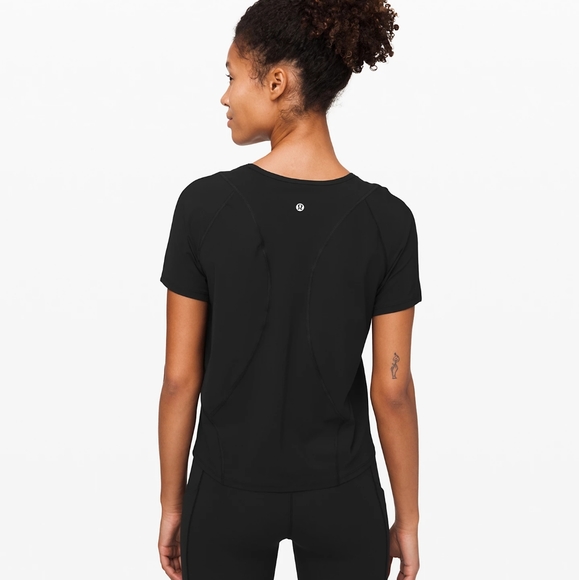 NEW Lululemon Outrun The Heat Top - Picture 2 of 6